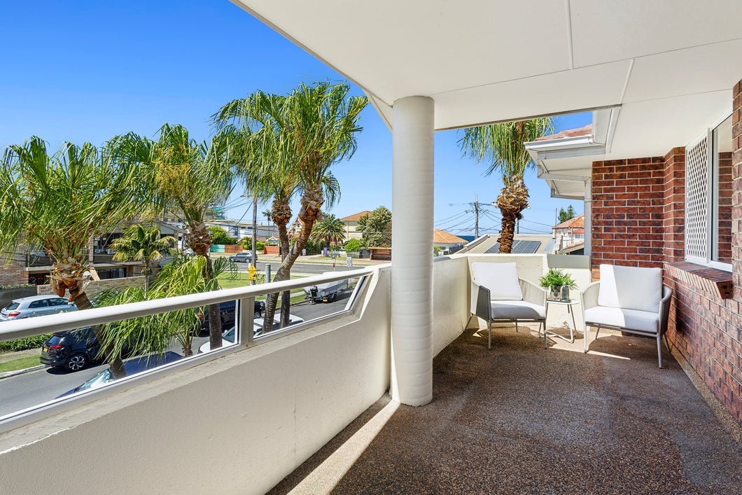 10/2-6 Clarke Street Narrabeen